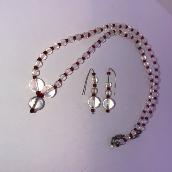 15 1/2" Clear Quartz And Red Seed Beads Necklace - Picture 8 of 9